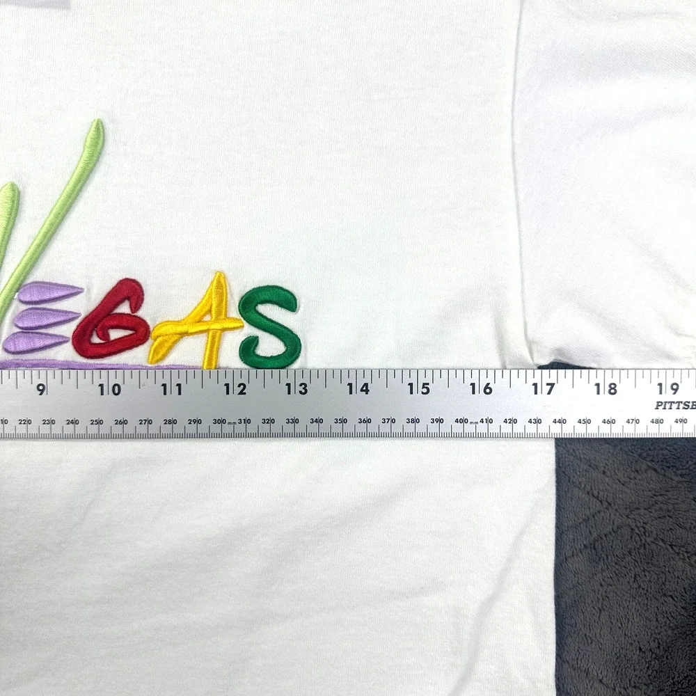 AAA Alstyle Adult Vtg T-Shirt Las Vegas Y2k Lifted Font Puff Tee‎ Shirt Nevada S